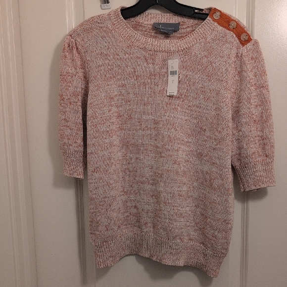 NWT Anthropologie Short Sleeve Sweater with Functional Buttons on Shoulder